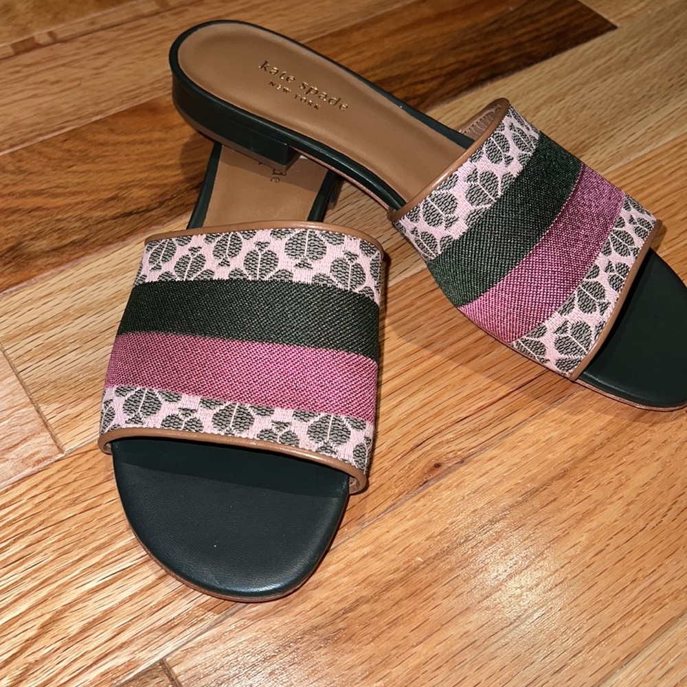 Kate Spade NY flower jacquard boardwalk sandals size 8.5